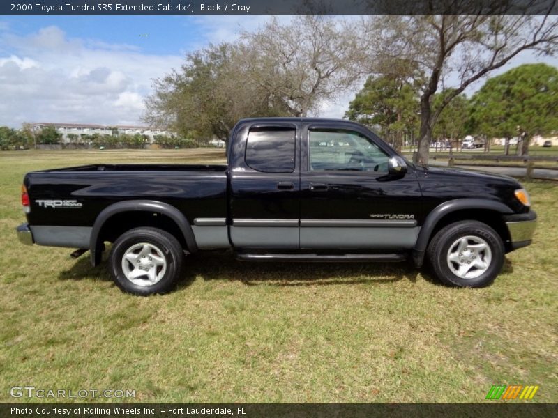 Black / Gray 2000 Toyota Tundra SR5 Extended Cab 4x4