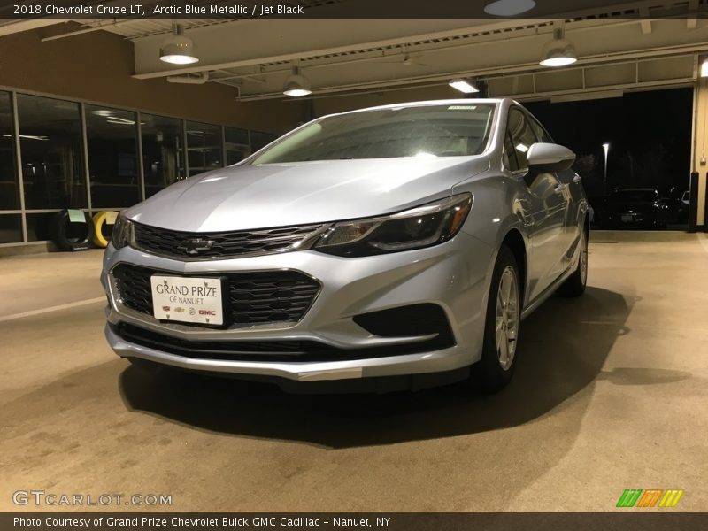 Arctic Blue Metallic / Jet Black 2018 Chevrolet Cruze LT