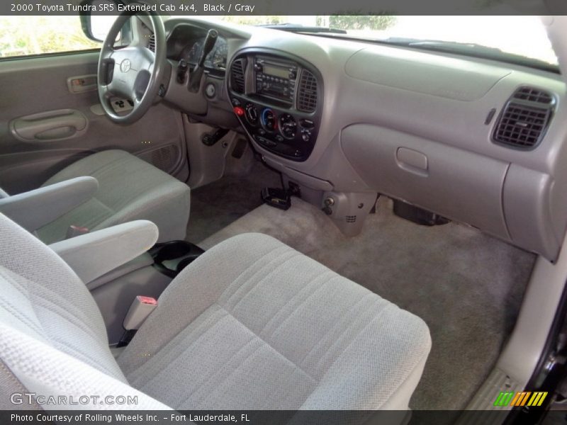 Black / Gray 2000 Toyota Tundra SR5 Extended Cab 4x4