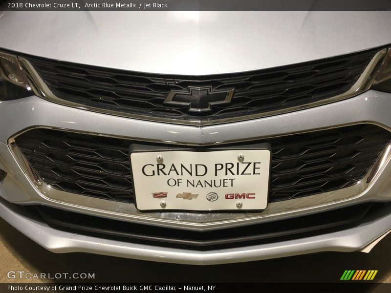 Arctic Blue Metallic / Jet Black 2018 Chevrolet Cruze LT