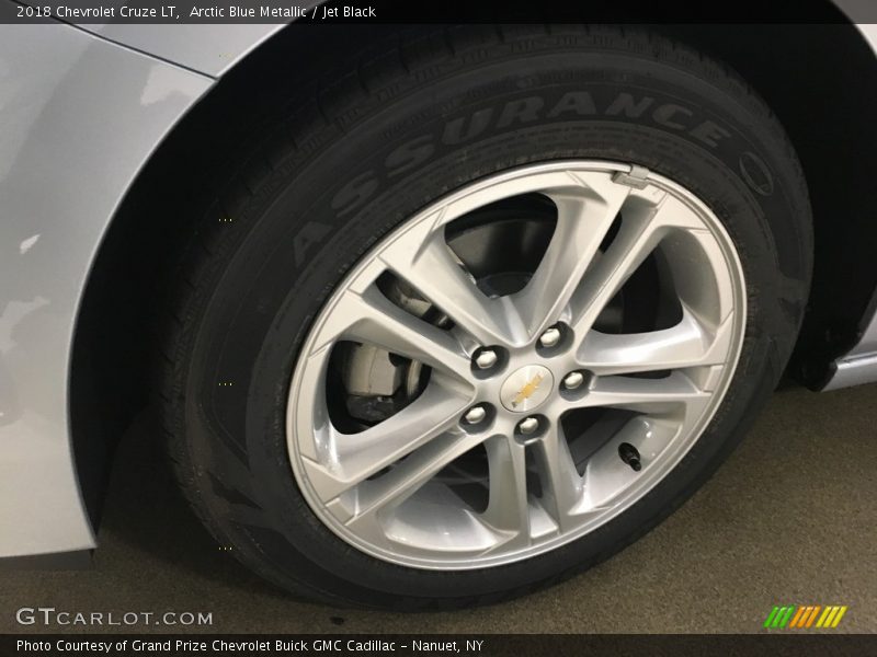 Arctic Blue Metallic / Jet Black 2018 Chevrolet Cruze LT