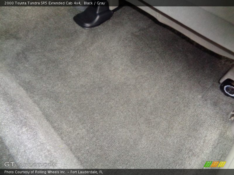 Black / Gray 2000 Toyota Tundra SR5 Extended Cab 4x4