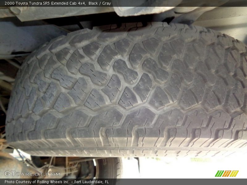 Black / Gray 2000 Toyota Tundra SR5 Extended Cab 4x4