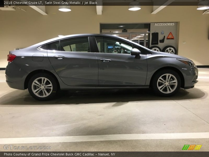 Satin Steel Gray Metallic / Jet Black 2018 Chevrolet Cruze LT