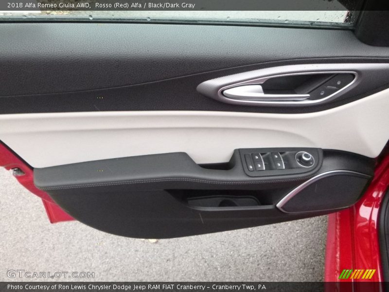 Rosso (Red) Alfa / Black/Dark Gray 2018 Alfa Romeo Giulia AWD
