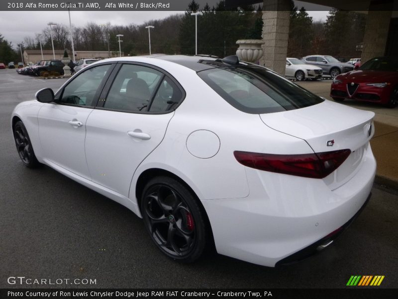 Alfa White / Black/Red 2018 Alfa Romeo Giulia Ti AWD