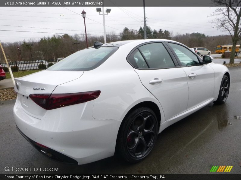 Alfa White / Black/Red 2018 Alfa Romeo Giulia Ti AWD