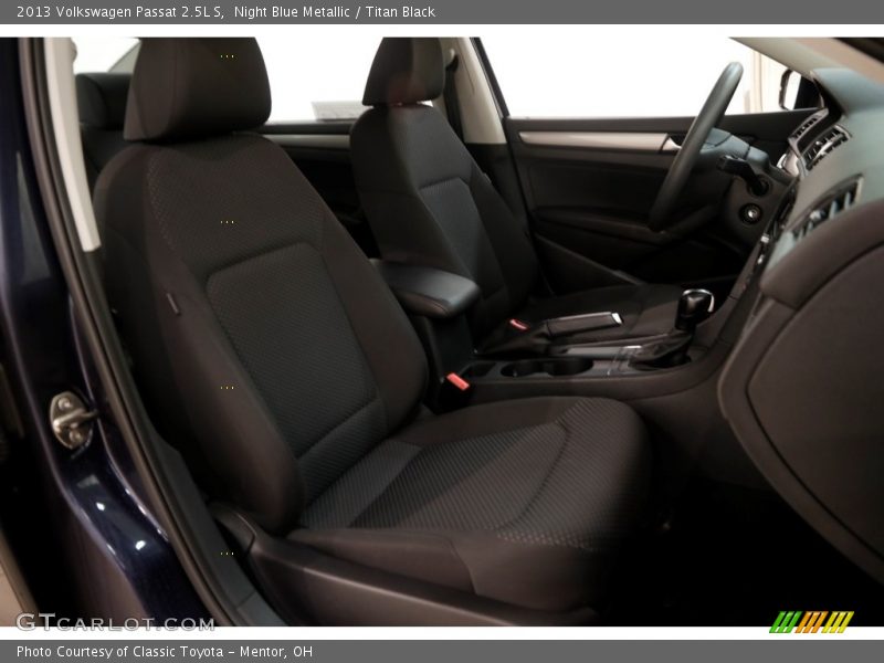 Night Blue Metallic / Titan Black 2013 Volkswagen Passat 2.5L S