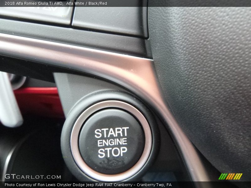 Alfa White / Black/Red 2018 Alfa Romeo Giulia Ti AWD