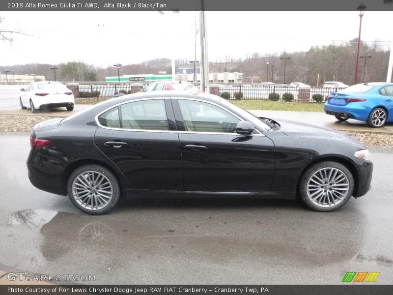 Alfa Black / Black/Tan 2018 Alfa Romeo Giulia Ti AWD