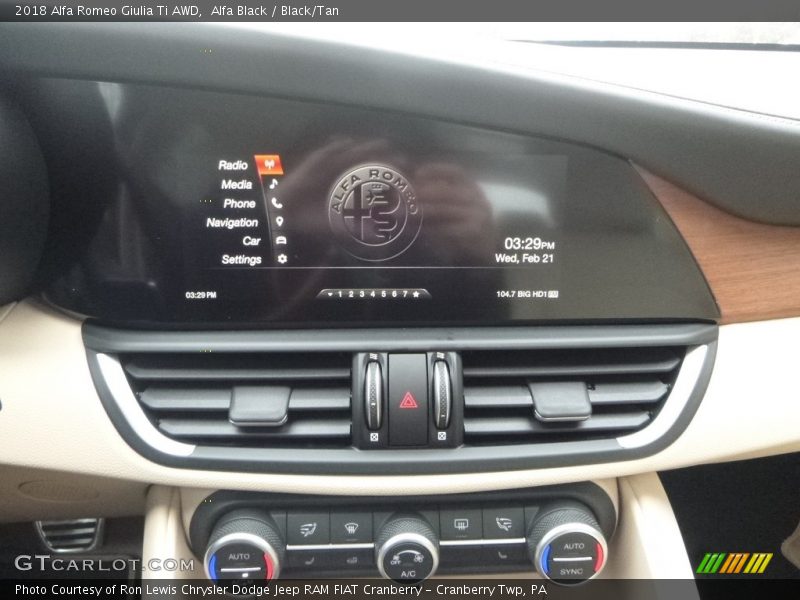 Alfa Black / Black/Tan 2018 Alfa Romeo Giulia Ti AWD