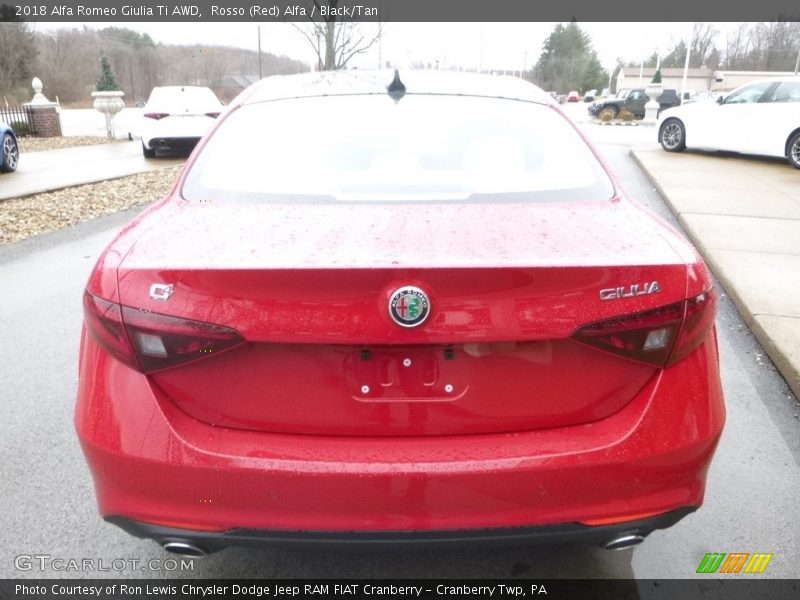 Rosso (Red) Alfa / Black/Tan 2018 Alfa Romeo Giulia Ti AWD