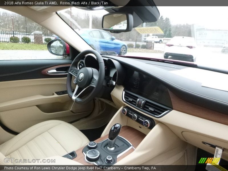Rosso (Red) Alfa / Black/Tan 2018 Alfa Romeo Giulia Ti AWD