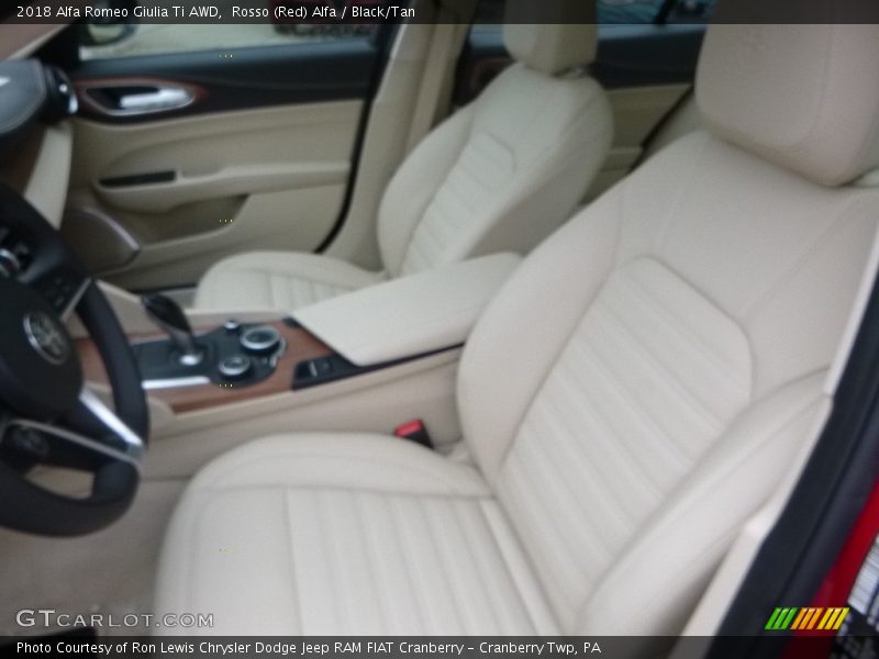 Rosso (Red) Alfa / Black/Tan 2018 Alfa Romeo Giulia Ti AWD