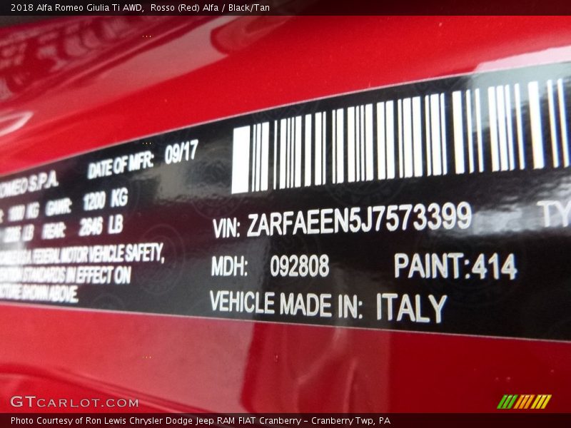 Rosso (Red) Alfa / Black/Tan 2018 Alfa Romeo Giulia Ti AWD