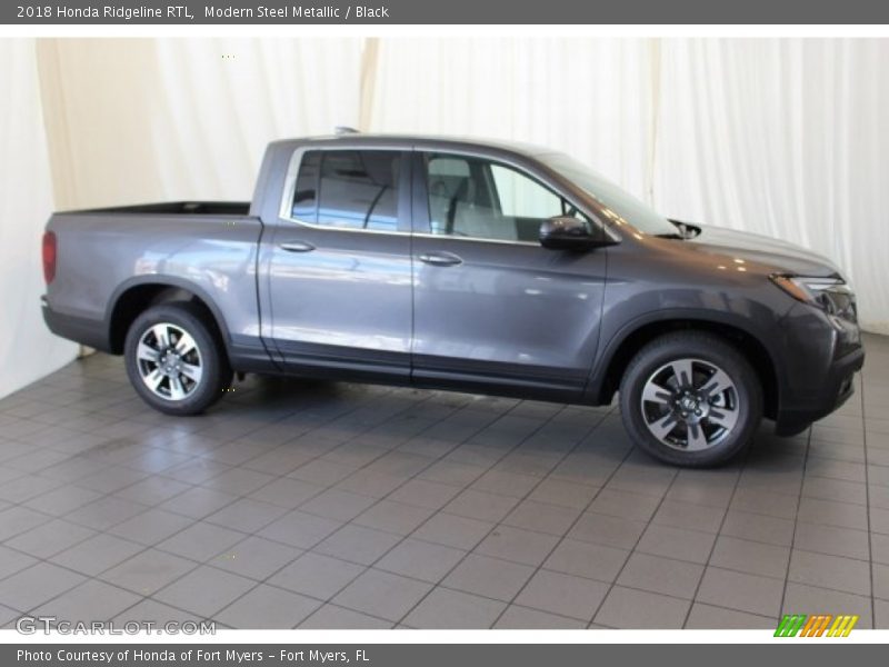 Modern Steel Metallic / Black 2018 Honda Ridgeline RTL
