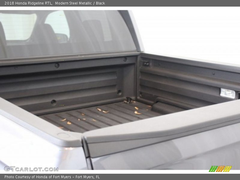 Modern Steel Metallic / Black 2018 Honda Ridgeline RTL