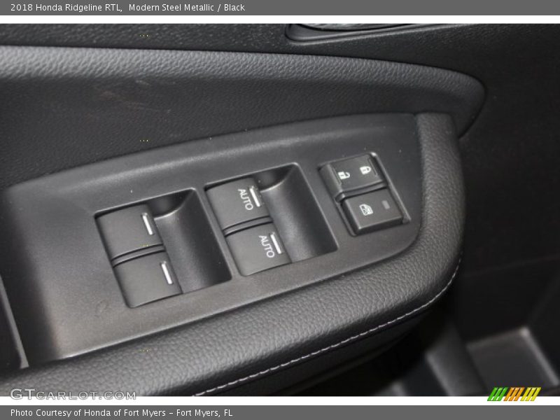Modern Steel Metallic / Black 2018 Honda Ridgeline RTL