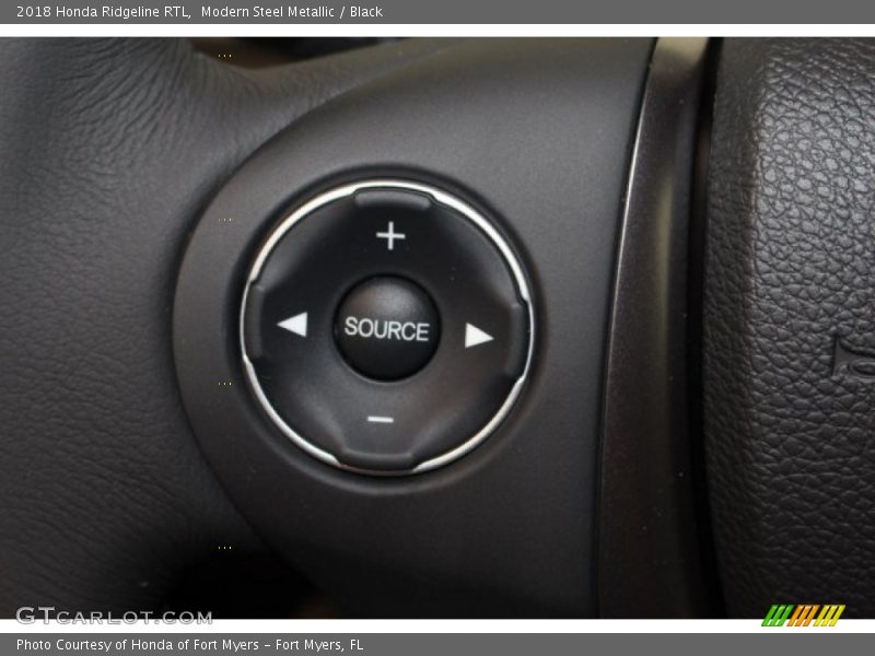 Modern Steel Metallic / Black 2018 Honda Ridgeline RTL