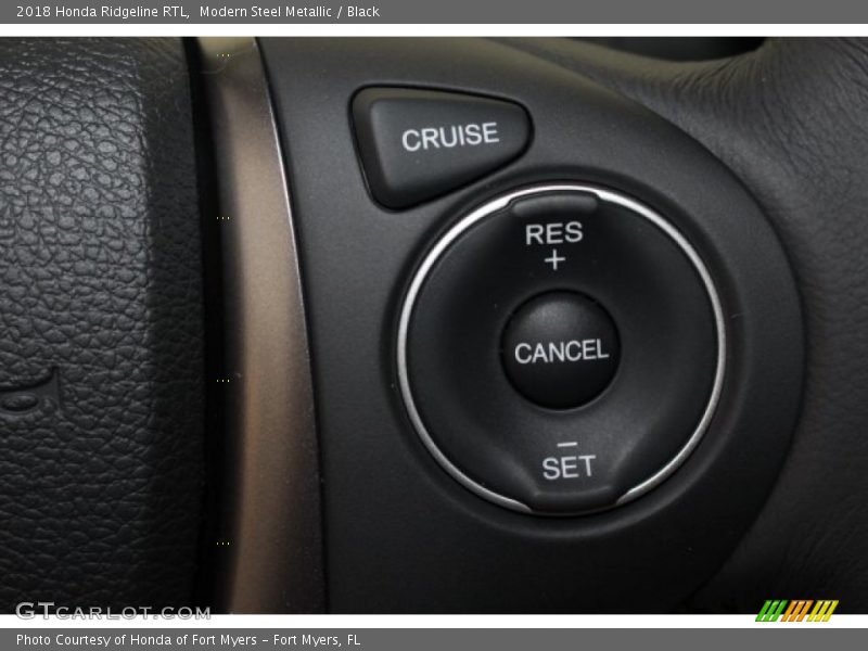 Modern Steel Metallic / Black 2018 Honda Ridgeline RTL