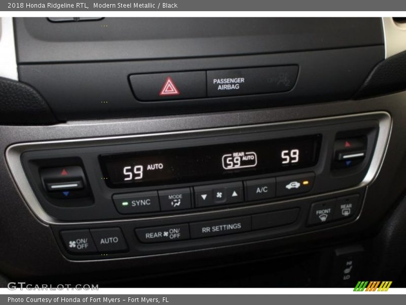 Modern Steel Metallic / Black 2018 Honda Ridgeline RTL