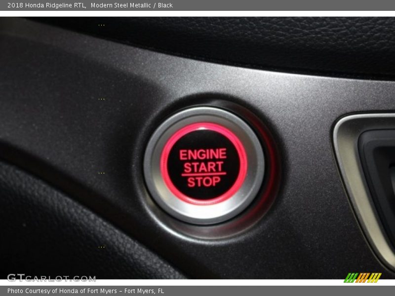 Modern Steel Metallic / Black 2018 Honda Ridgeline RTL