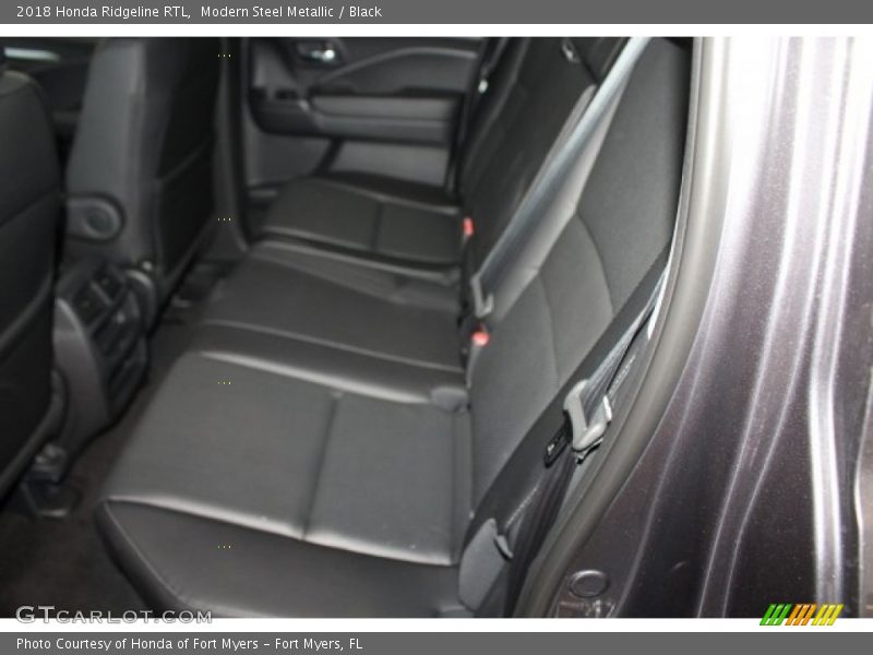 Modern Steel Metallic / Black 2018 Honda Ridgeline RTL