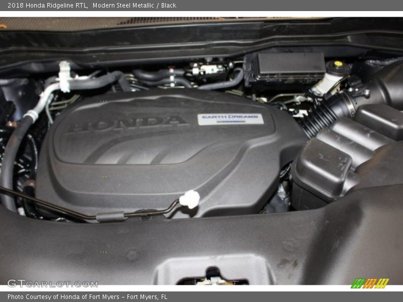 Modern Steel Metallic / Black 2018 Honda Ridgeline RTL