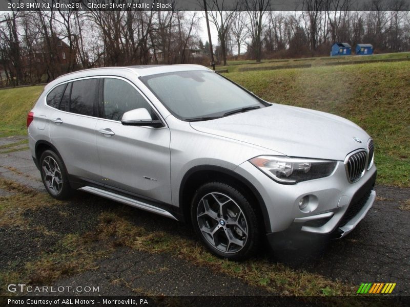 Glacier Silver Metallic / Black 2018 BMW X1 xDrive28i