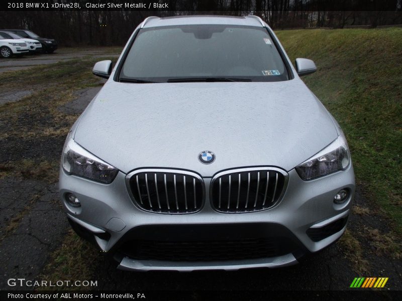 Glacier Silver Metallic / Black 2018 BMW X1 xDrive28i