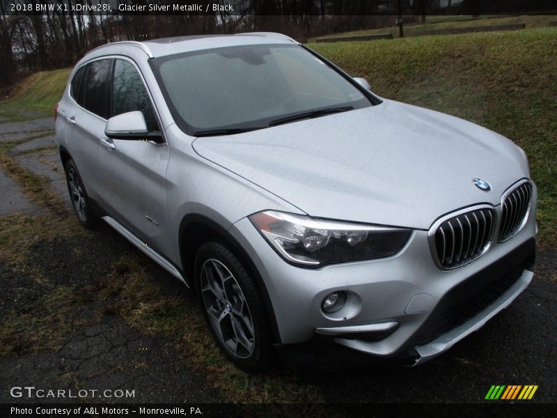 Glacier Silver Metallic / Black 2018 BMW X1 xDrive28i