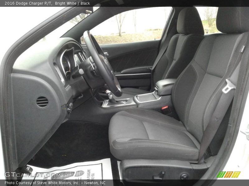 Bright White / Black 2016 Dodge Charger R/T