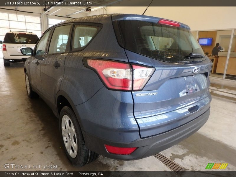 Blue Metallic / Charcoal Black 2018 Ford Escape S