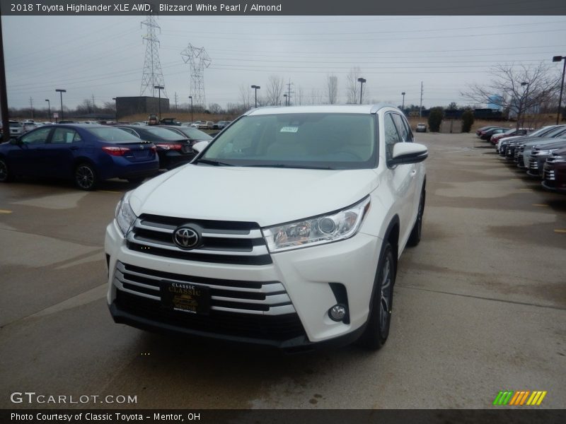 Blizzard White Pearl / Almond 2018 Toyota Highlander XLE AWD