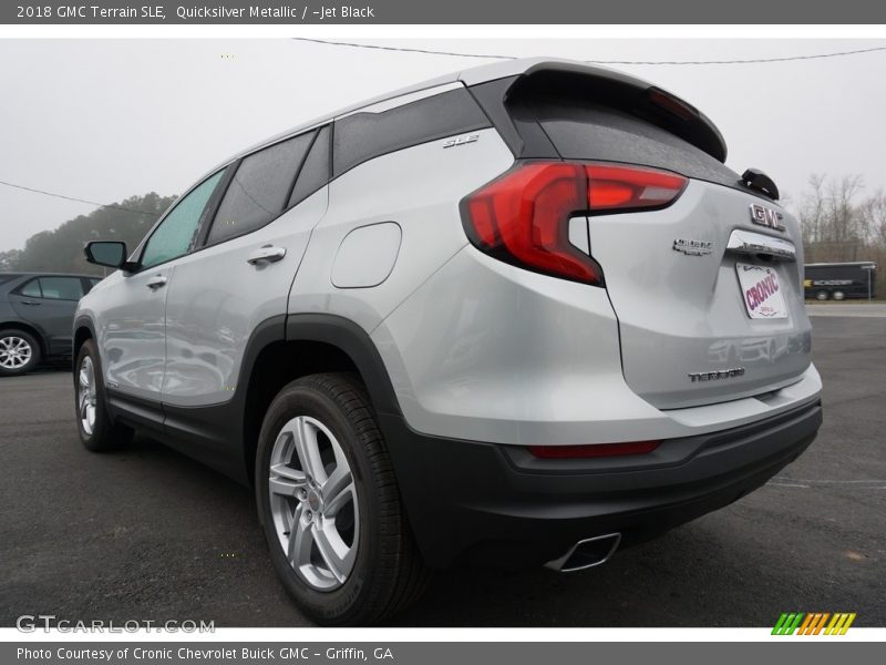 Quicksilver Metallic / ­Jet Black 2018 GMC Terrain SLE