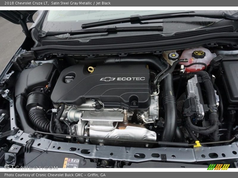 Satin Steel Gray Metallic / Jet Black 2018 Chevrolet Cruze LT