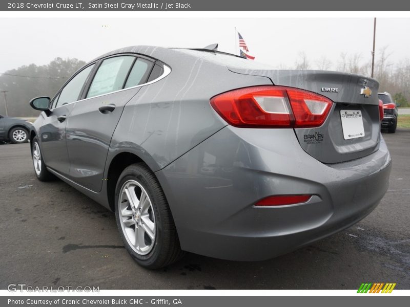 Satin Steel Gray Metallic / Jet Black 2018 Chevrolet Cruze LT