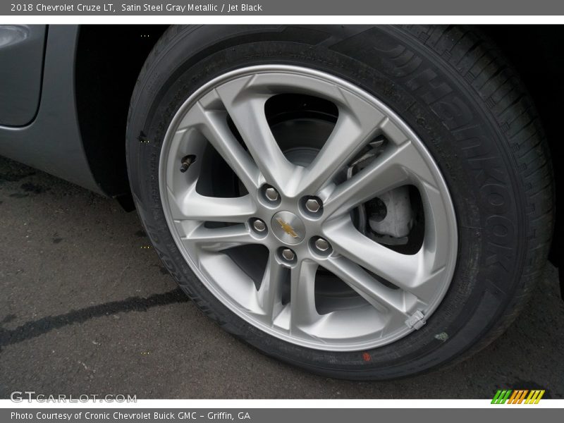 Satin Steel Gray Metallic / Jet Black 2018 Chevrolet Cruze LT