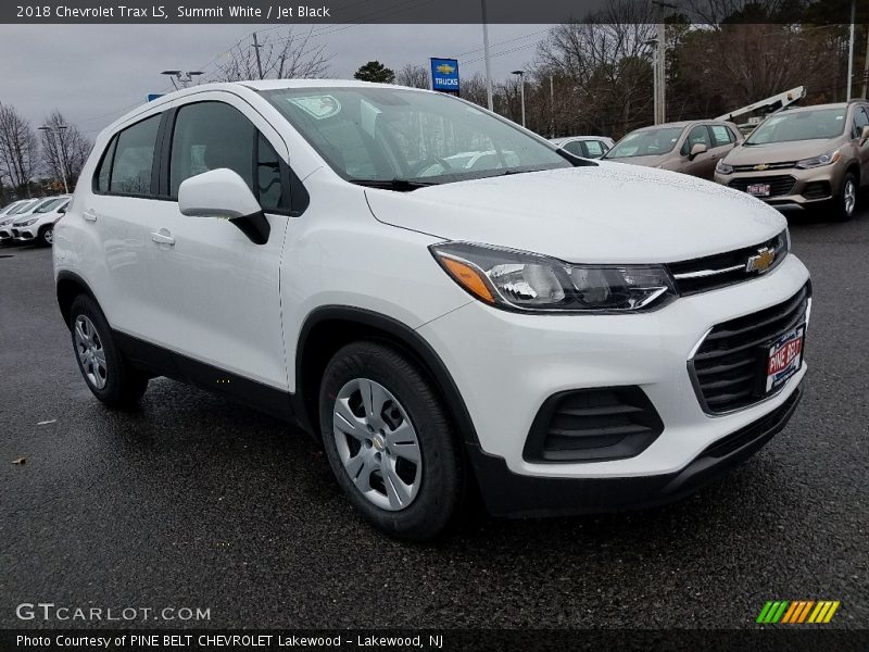 Summit White / Jet Black 2018 Chevrolet Trax LS