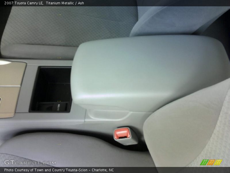 Titanium Metallic / Ash 2007 Toyota Camry LE