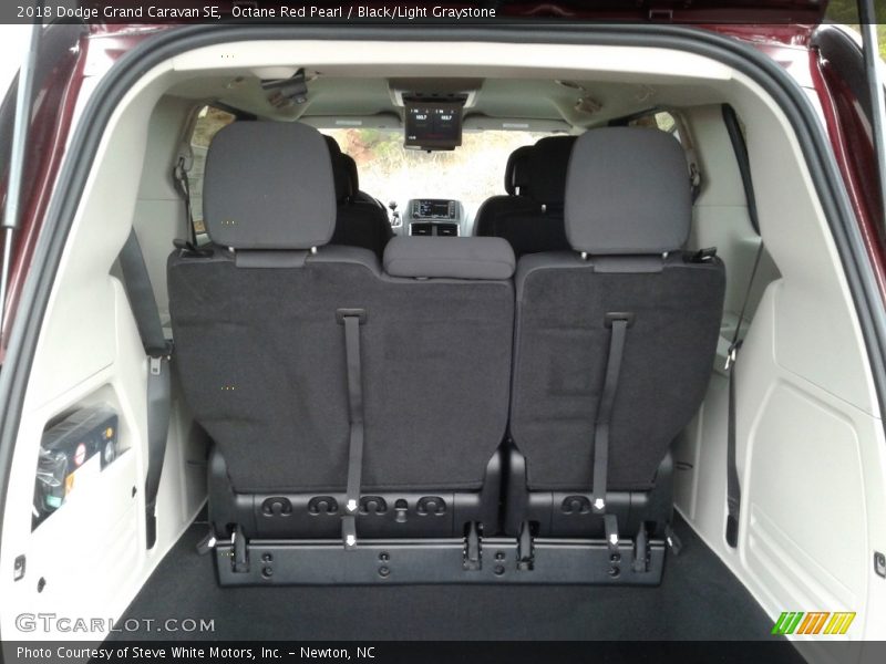 Octane Red Pearl / Black/Light Graystone 2018 Dodge Grand Caravan SE