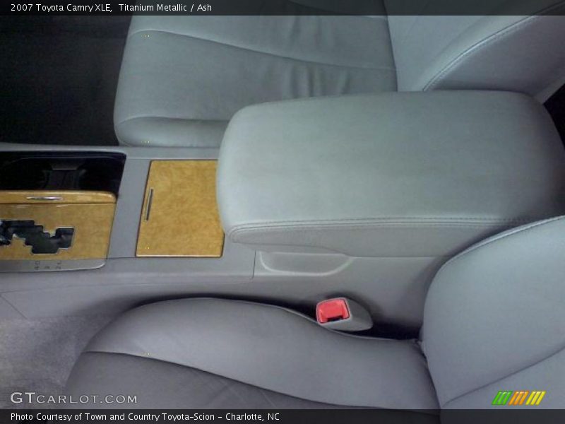 Titanium Metallic / Ash 2007 Toyota Camry XLE