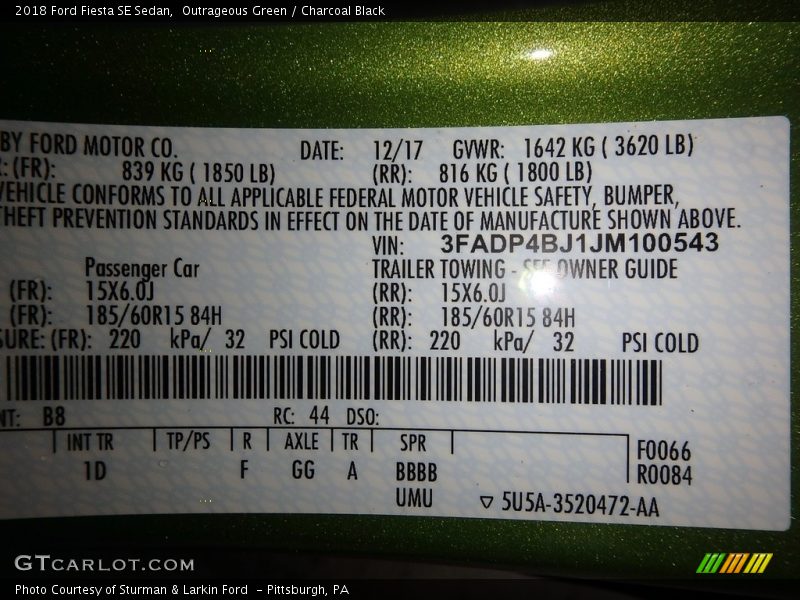 Outrageous Green / Charcoal Black 2018 Ford Fiesta SE Sedan