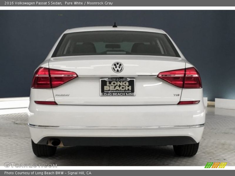 Pure White / Moonrock Gray 2016 Volkswagen Passat S Sedan