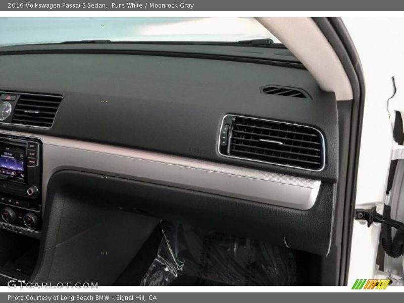Pure White / Moonrock Gray 2016 Volkswagen Passat S Sedan