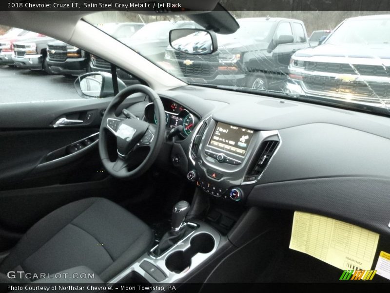Satin Steel Gray Metallic / Jet Black 2018 Chevrolet Cruze LT