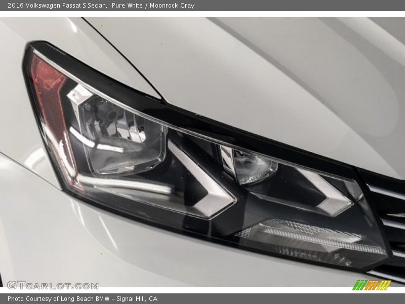 Pure White / Moonrock Gray 2016 Volkswagen Passat S Sedan