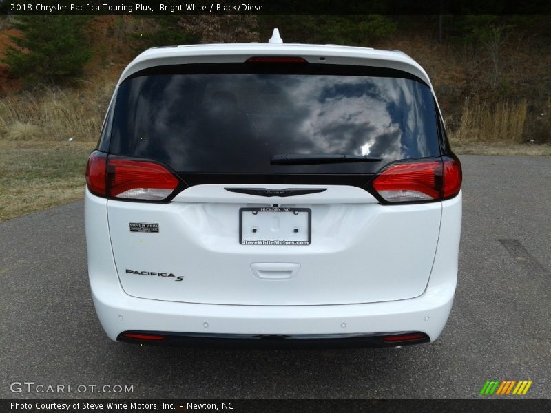 Bright White / Black/Diesel 2018 Chrysler Pacifica Touring Plus