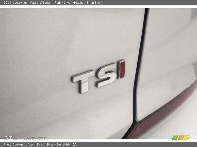 Reflex Silver Metallic / Titan Black 2016 Volkswagen Passat S Sedan