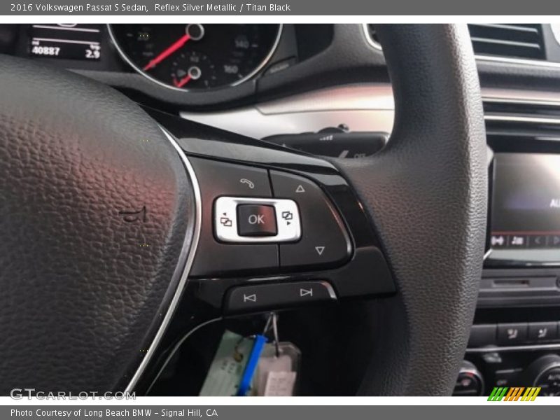 Reflex Silver Metallic / Titan Black 2016 Volkswagen Passat S Sedan